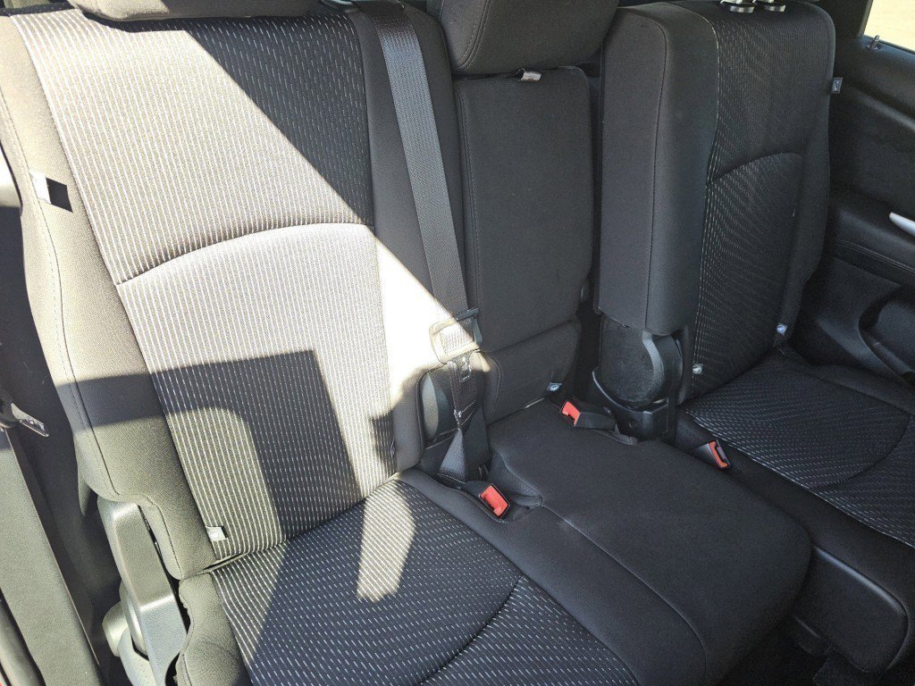 Used 2017 Dodge Journey SE w/ Flexible Seating Group FWD image 25