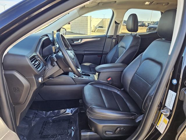 Certified 2022 Ford Escape Titanium image 12