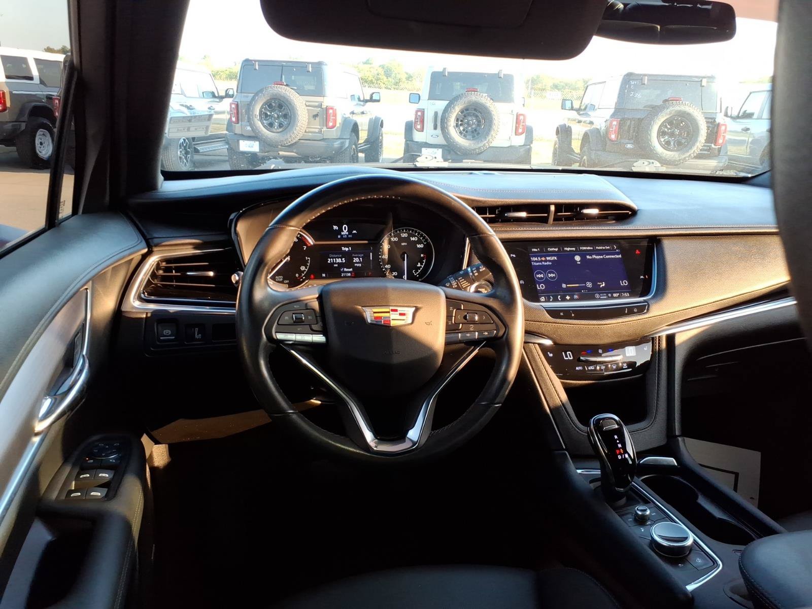 Used 2024 Cadillac XT6 Luxury FWD image 16