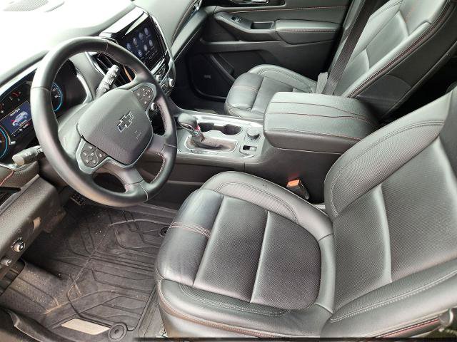 Used 2023 Chevrolet Traverse RS w/ LPO, Floor Liner Package AWD/4WD image 12