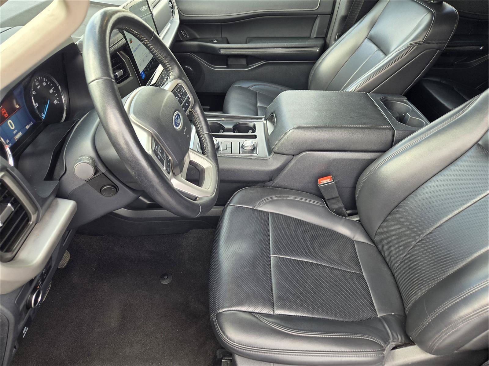 Certified 2024 Ford Expedition XLT AWD/4WD image 12