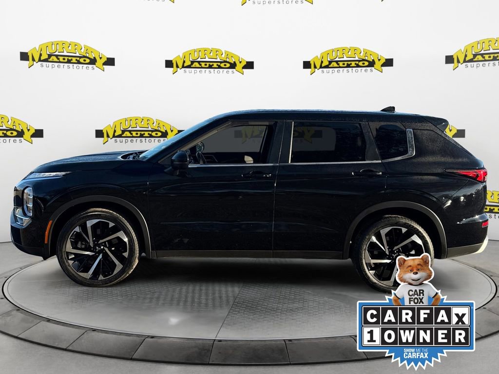 Used 2024 Mitsubishi Outlander SE FWD image 2