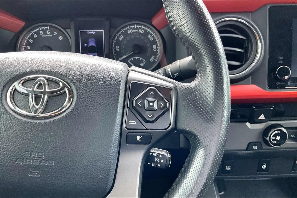 Used 2017 Toyota Tacoma TRD Sport w/ Tow Package RWD image 20