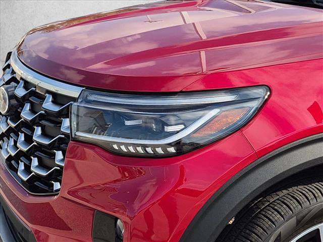 Certified 2026 Ford Explorer Platinum w/ LUX Leather Package AWD/4WD image 11