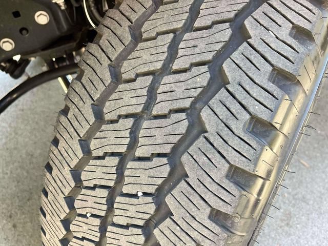 Certified 2025 Ford F350 King Ranch w/ FX4 Off-Road Package AWD/4WD image 13