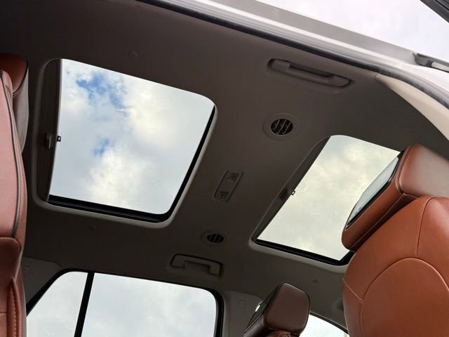 Used 2018 Chevrolet Traverse High Country image 6