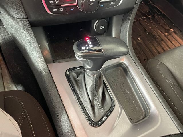 Used 2023 Dodge Charger SXT w/ Blacktop Package RWD image 9