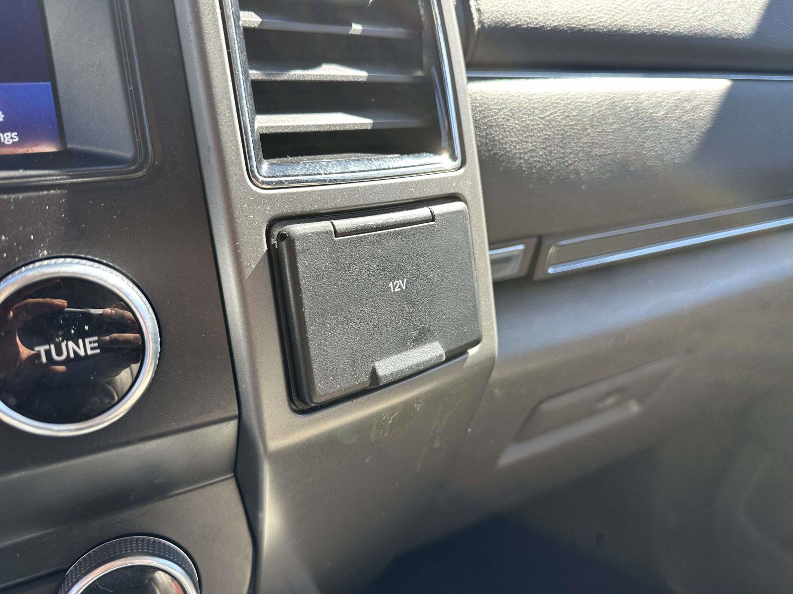 Certified 2020 Ford Expedition Max XLT w/ Equipment Group 202A image 23