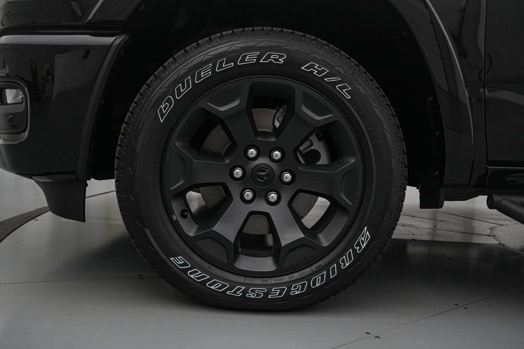 Used 2026 RAM 1500 Big Horn AWD/4WD image 11