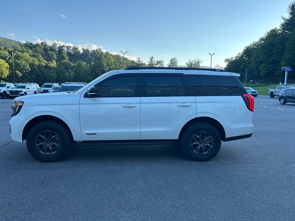 Certified 2025 Ford Expedition Tremor AWD/4WD image 5