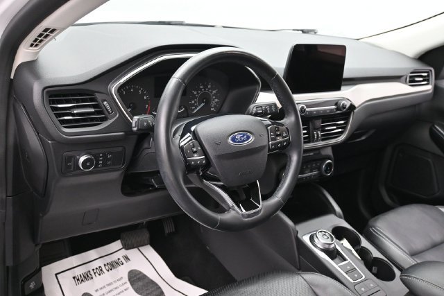 Certified 2022 Ford Escape SEL FWD image 17