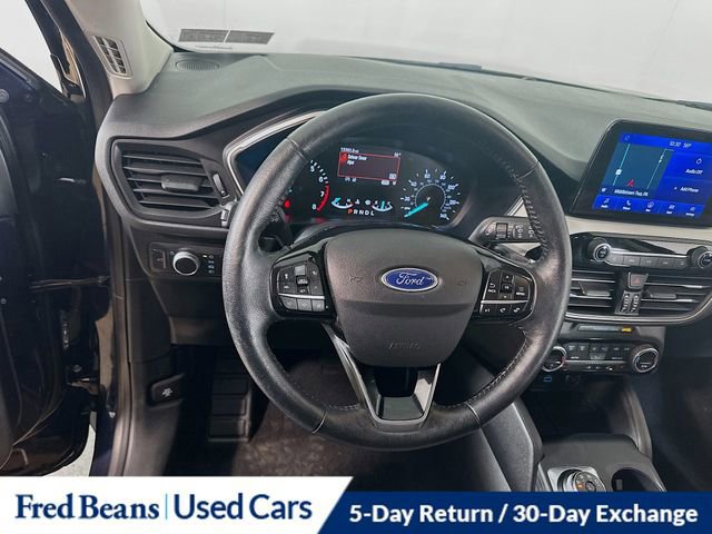 Certified 2021 Ford Escape SE w/ SE Sport Appearance Package image 18