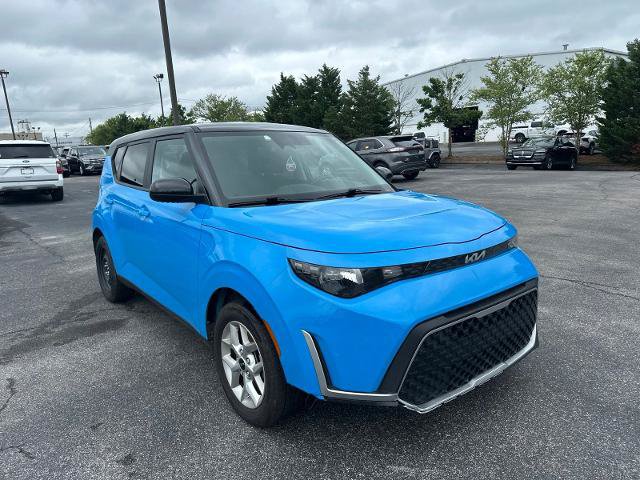 Used 2024 Kia Soul S FWD video 2