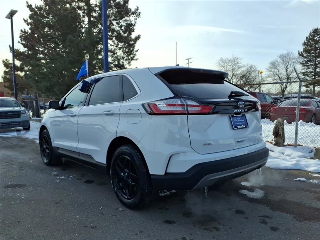 Certified 2022 Ford Edge SEL w/ Convenience Package image 9