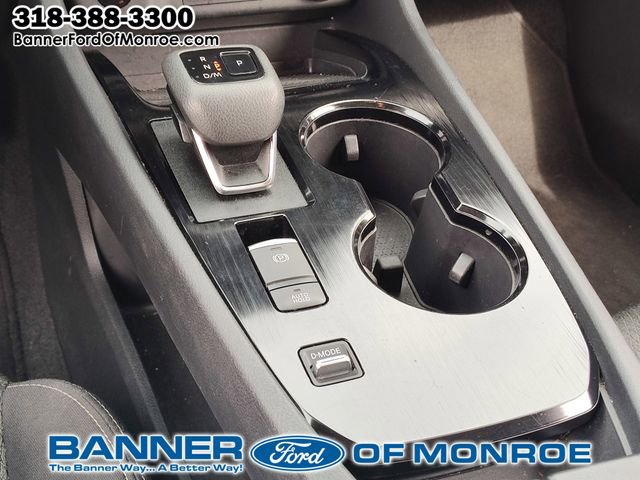 Used 2024 Nissan Rogue SV FWD image 17