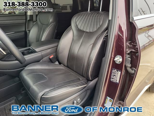 Used 2023 Hyundai Palisade Limited w/ Cargo Package image 9