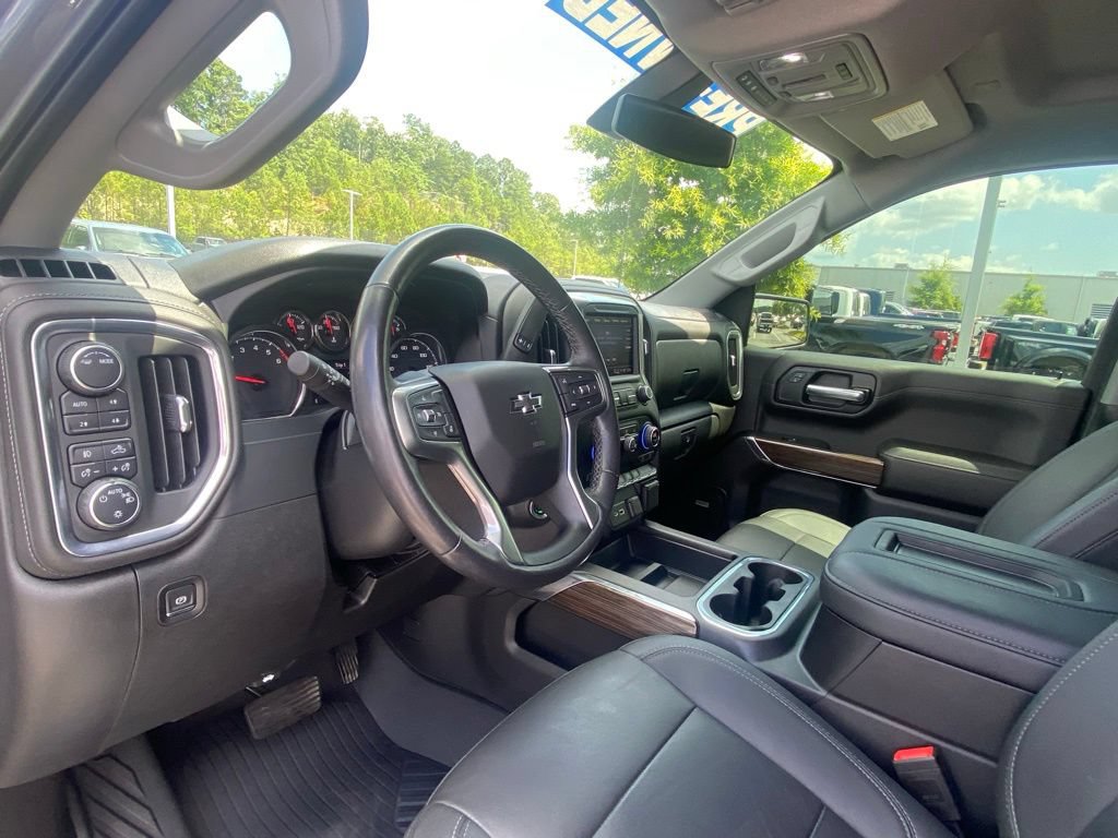 Used 2021 Chevrolet Silverado 1500 LT Trail Boss w/ Convenience Package II AWD/4WD image 9