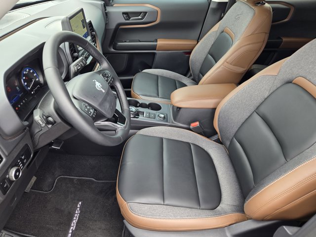 Certified 2024 Ford Bronco Sport Outer Banks w/ Tech Package AWD/4WD image 13