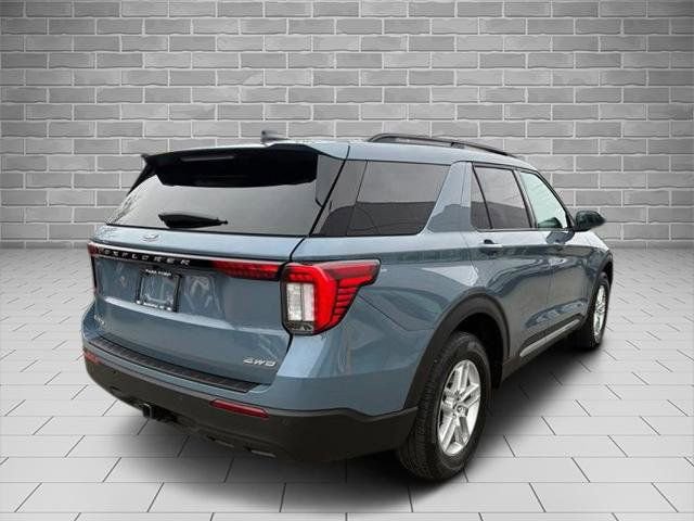 Certified 2025 Ford Explorer Active image 5