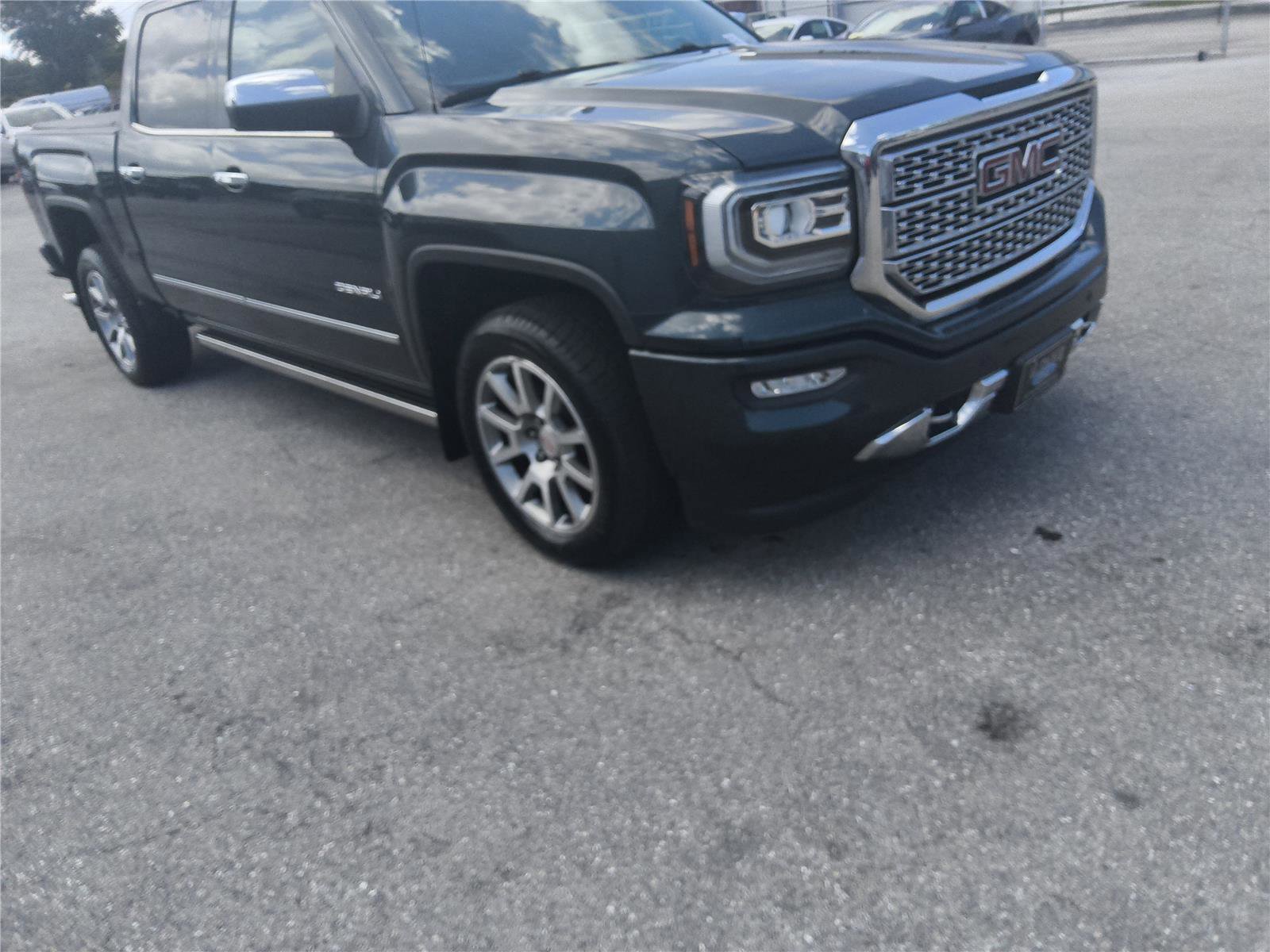 Used 2017 GMC Sierra 1500 Denali w/ Denali Ultimate Package AWD/4WD image 7