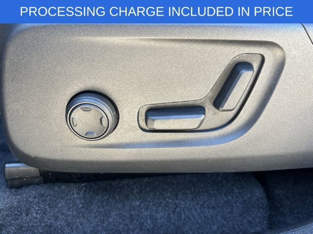 Used 2023 Volvo C40 P8 Recharge Plus AWD/4WD image 4