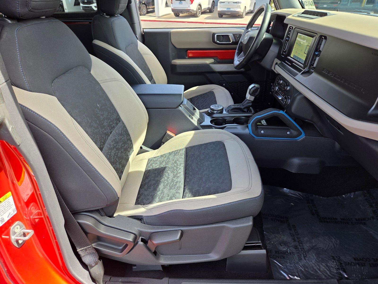 Certified 2023 Ford Bronco Wildtrak AWD/4WD image 15
