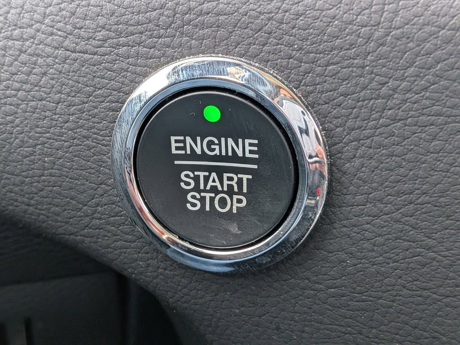 Certified 2024 Ford Edge SEL w/ Convenience Package image 32