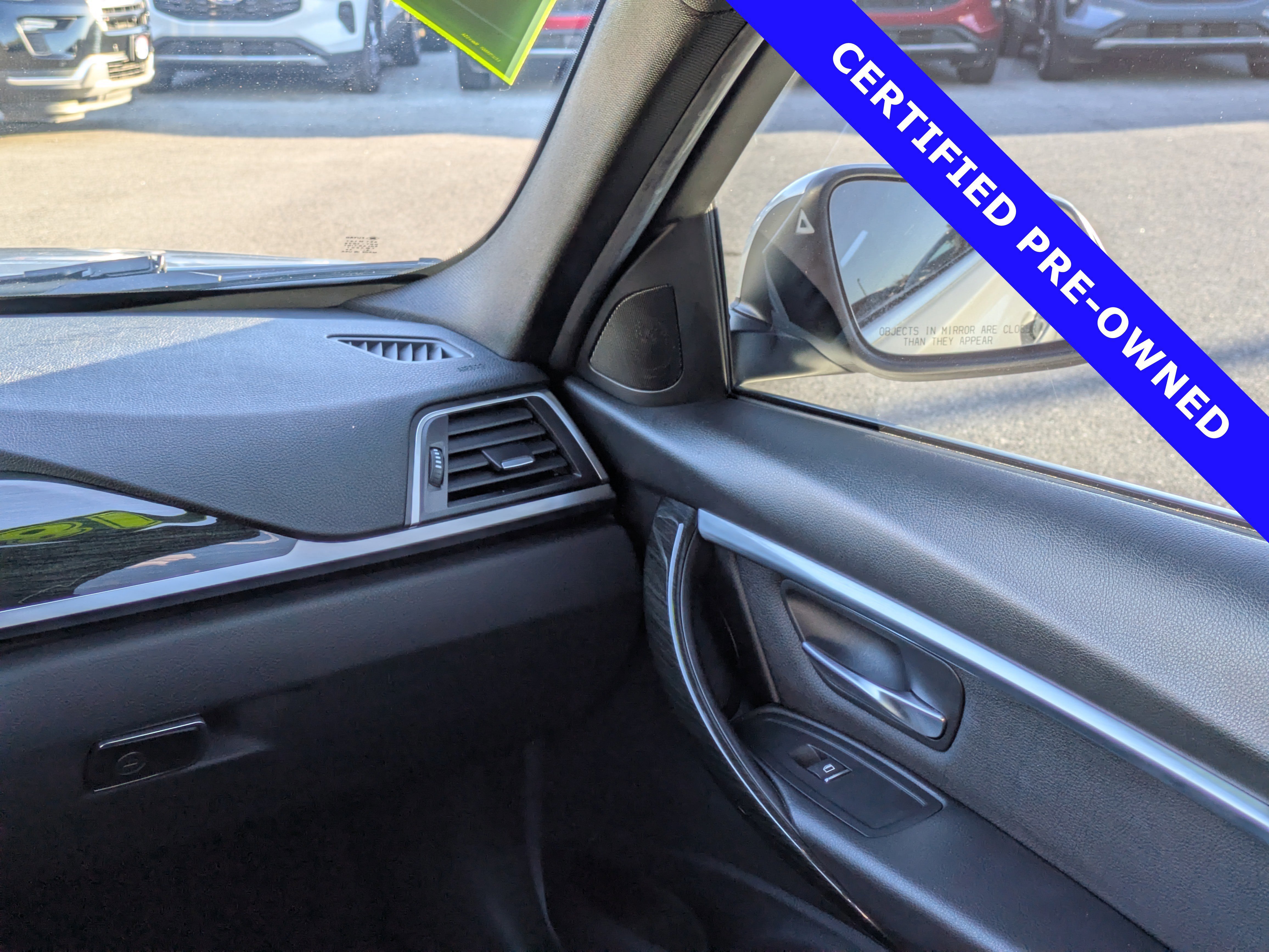 Used 2018 BMW 330i xDrive Sedan image 16