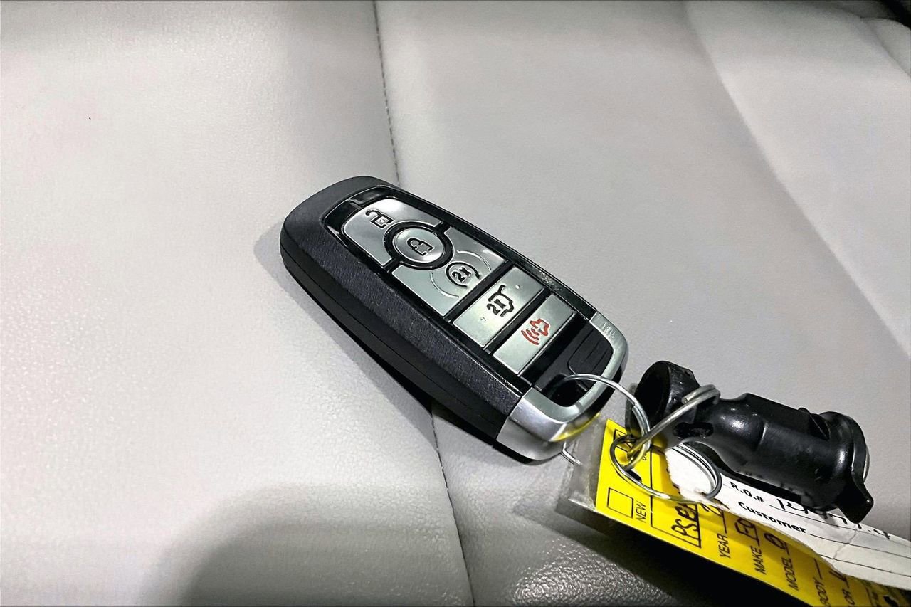 Certified 2025 Ford Expedition Max Active image 14