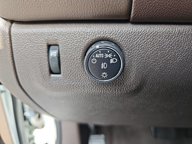 Used 2021 GMC Canyon Denali RWD image 28