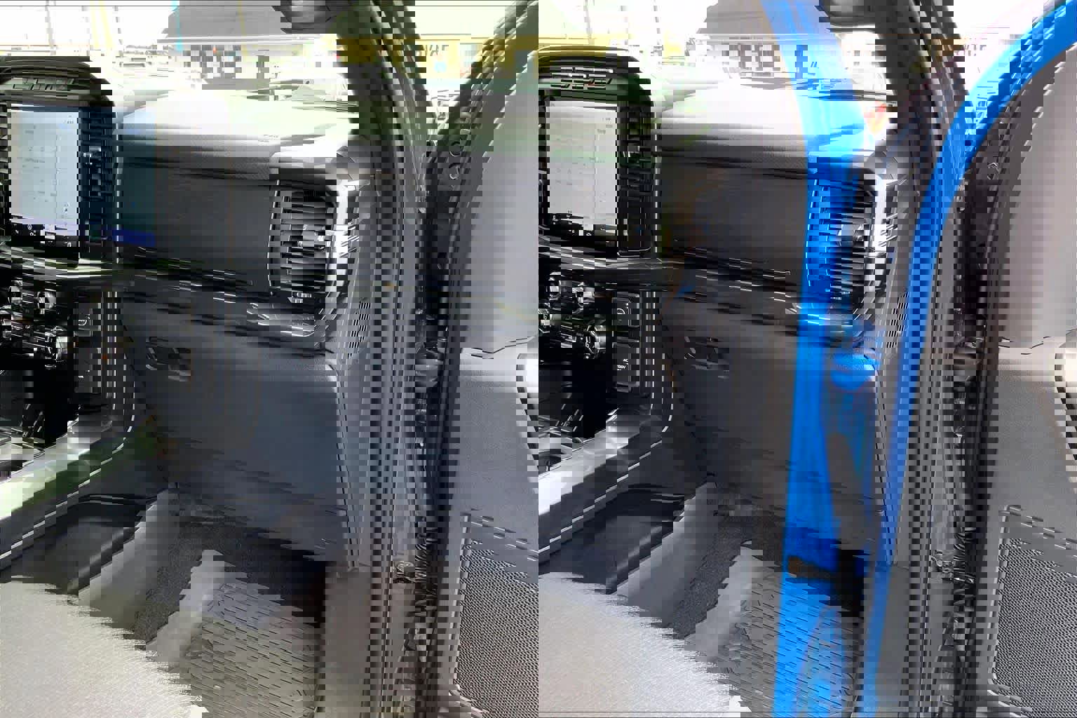 Certified 2021 Ford F150 XLT w/ Equipment Group 302A High image 18