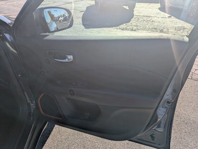 Used 2018 Jeep Compass Trailhawk w/ Leather Interior Group image 32