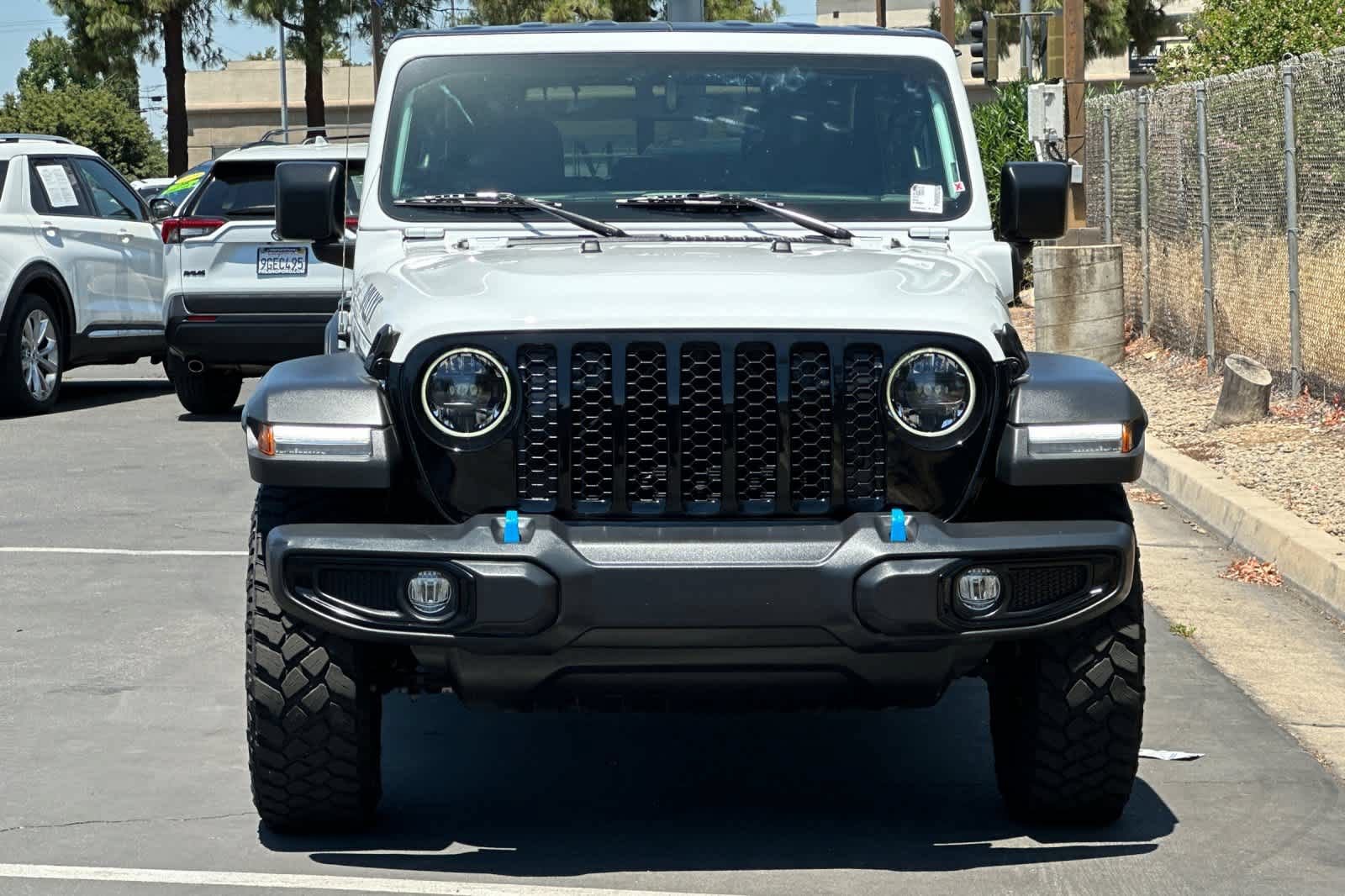 Used 2023 Jeep Wrangler Unlimited w/ 8.4" Radio Group AWD/4WD image 10