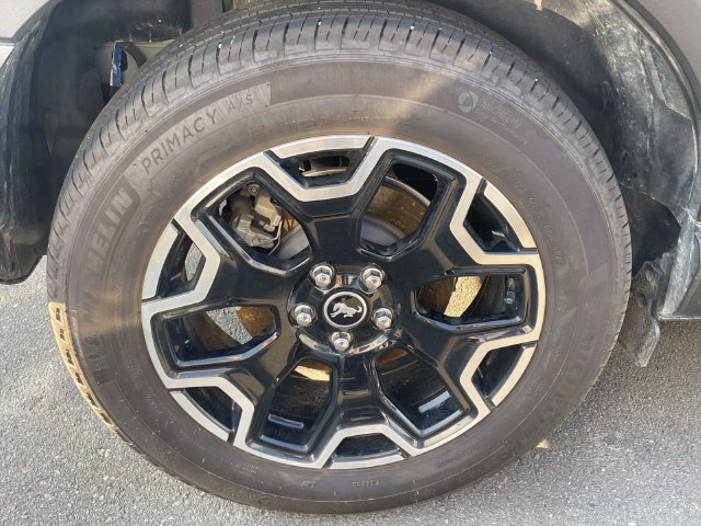 Certified 2025 Ford Bronco Sport Outer Banks w/ Outer Banks Tech Package+ AWD/4WD image 9