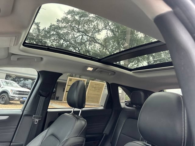 Certified 2024 Ford Escape Platinum FWD image 13