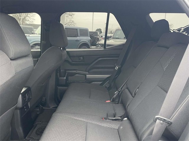 Used 2025 Toyota 4Runner SR5 image 12