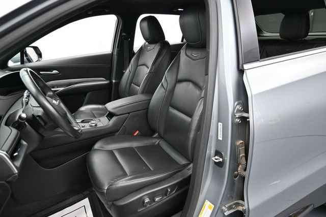 Used 2024 Cadillac XT4 Premium Luxury FWD image 11