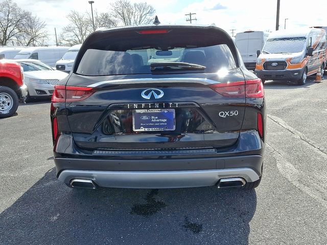 Used 2019 INFINITI QX50 Essential w/ Sensory Package image 3