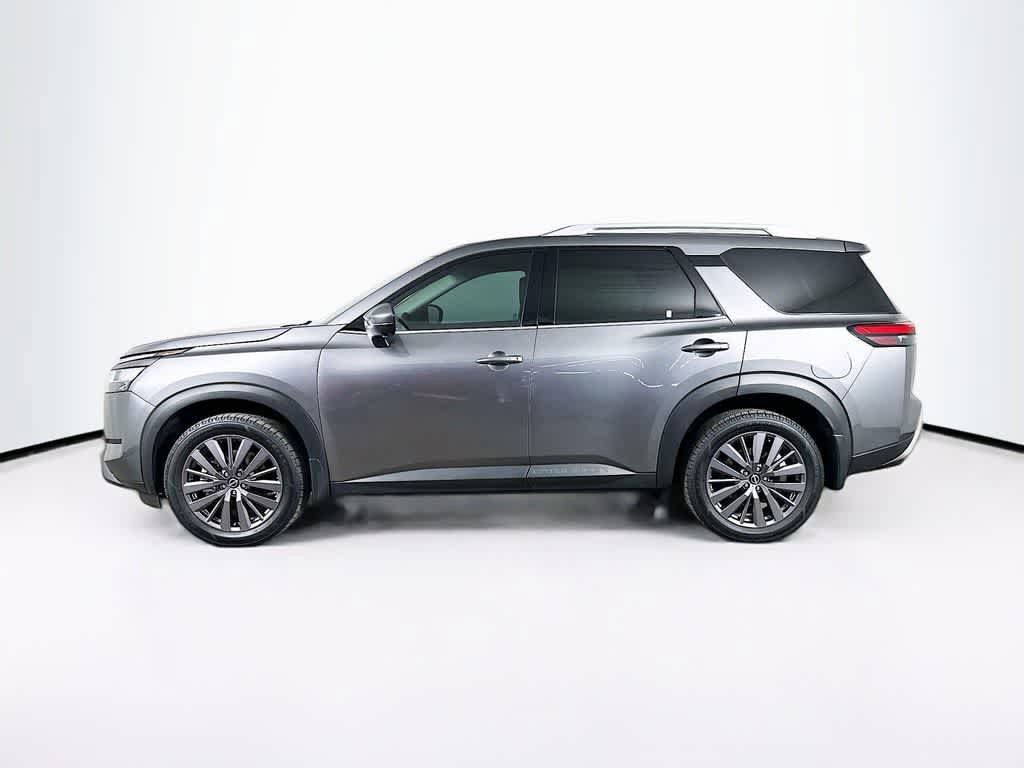 Used 2023 Nissan Pathfinder SL w/ SL Premium Package AWD/4WD image 3