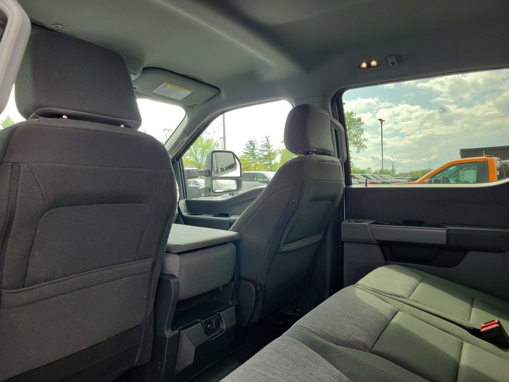 Certified 2025 Ford F350 XLT AWD/4WD image 16