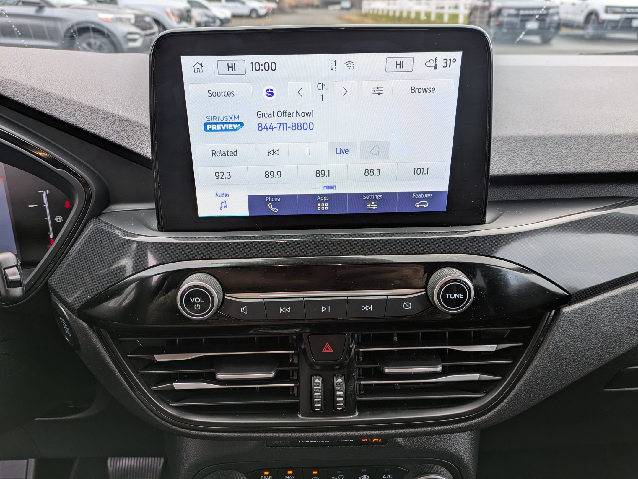 Certified 2025 Ford Escape ST-Line Select AWD/4WD image 11