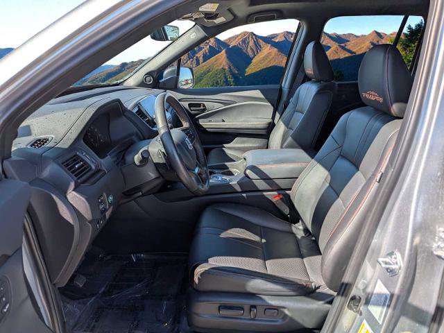 Used 2025 Honda Ridgeline TrailSport image 16