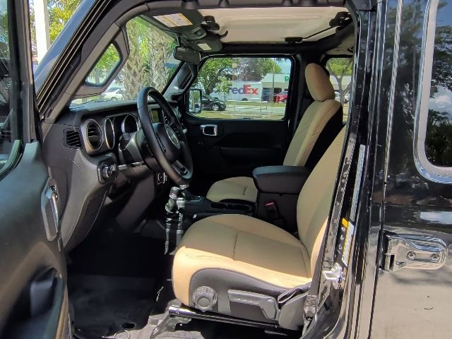 Used 2021 Jeep Wrangler Unlimited Sport AWD/4WD image 13