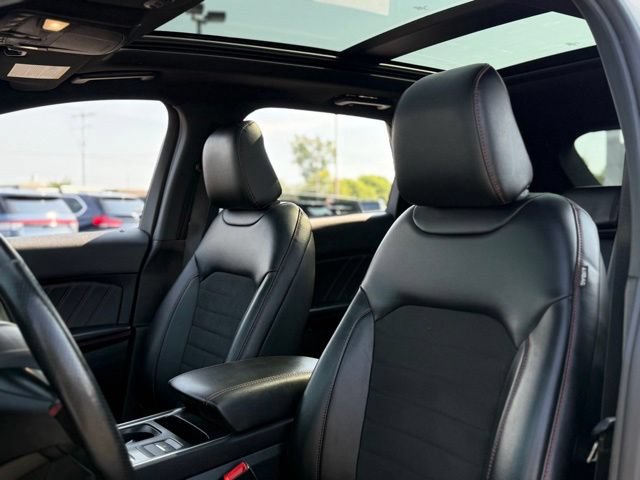 Certified 2023 Ford Edge ST-Line AWD/4WD image 14
