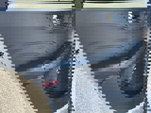 Certified 2023 Ford Escape ST-Line image 24