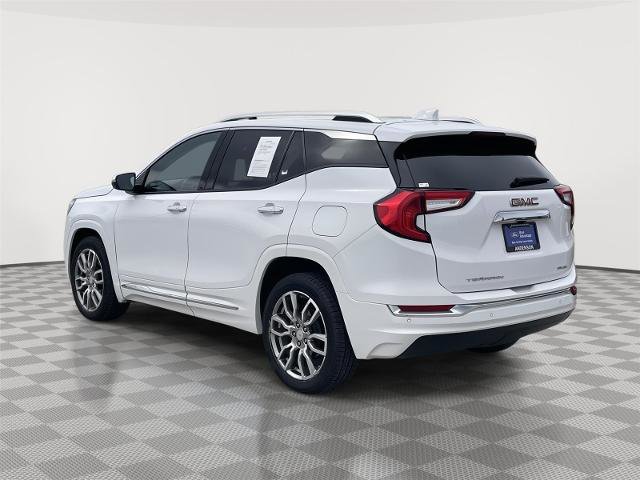 Used 2024 GMC Terrain Denali image 9