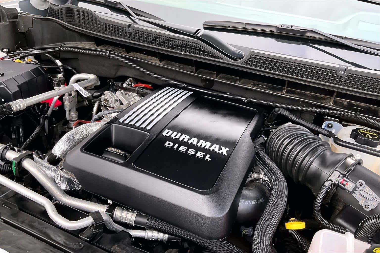 Used 2026 Chevrolet Silverado 1500 ZR2 w/ Dark Appearance Package AWD/4WD image 30