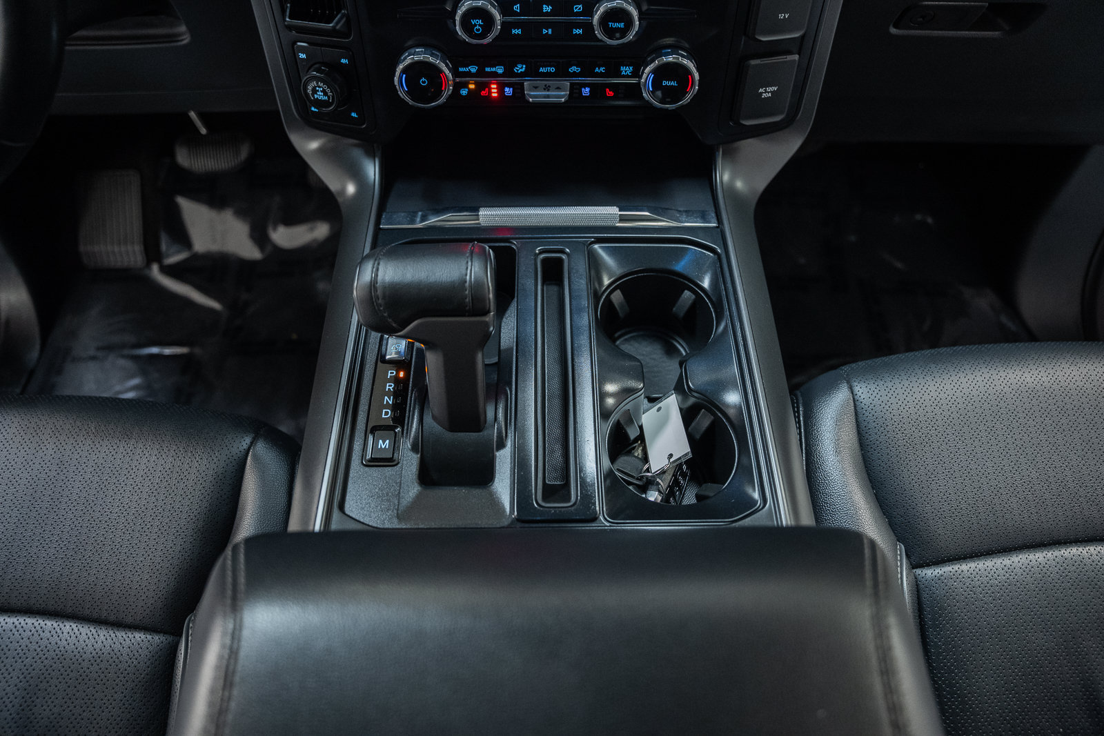 Certified 2024 Ford F150 Lariat AWD/4WD image 24