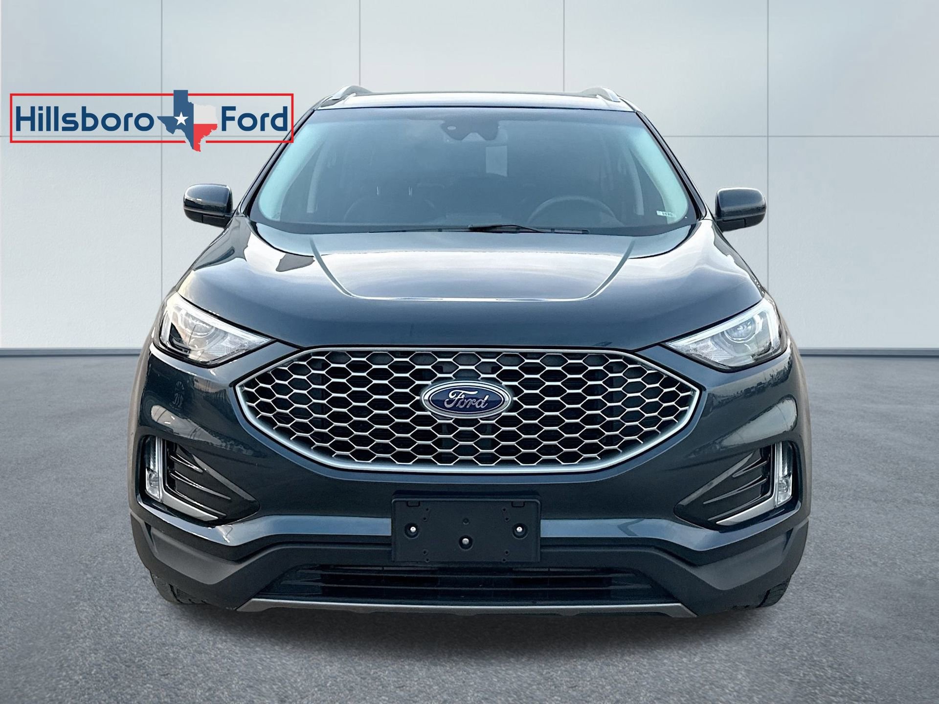 Certified 2024 Ford Edge SEL w/ Convenience Package image 2