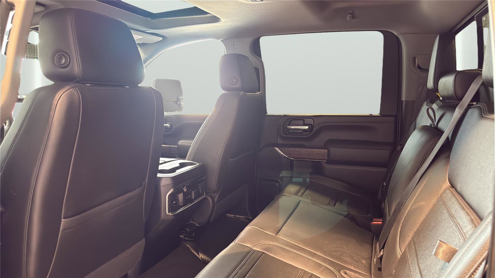 Used 2022 GMC Sierra 3500 Denali AWD/4WD image 19